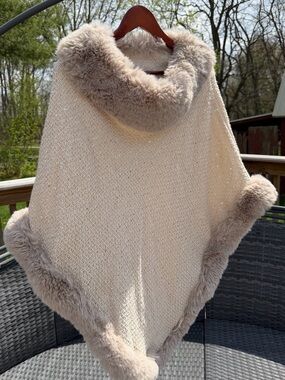 Cream Faux Fur-Trim Poncho - Women's Varsity-Inspired Outerwear
